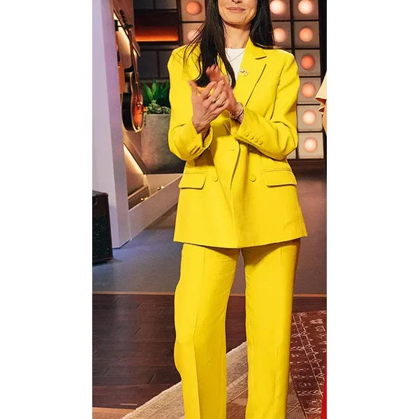 Anne Hathaway the Kelly Clarkson Show Yellow Suit