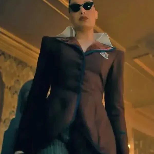 Britne Oldford Trench The Umbrella Academy Season3 Fei Brown Coat