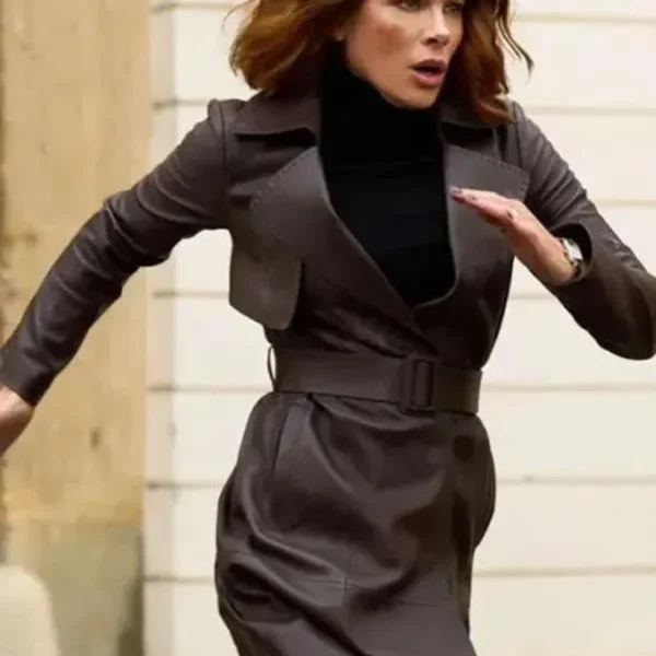 Kate Beckinsale Leather Coat